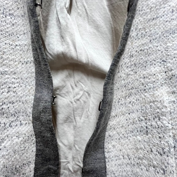 Cabi Cardigan Short Jacket Gray White Tweed Textured Cabi Womens XS Knit - Picture 5 of 11